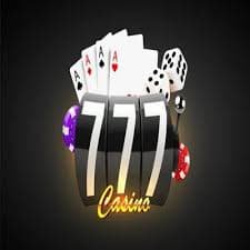Pengguna sedang menikmati tontonan sepak bola melalui perangkat mobile di petetogel